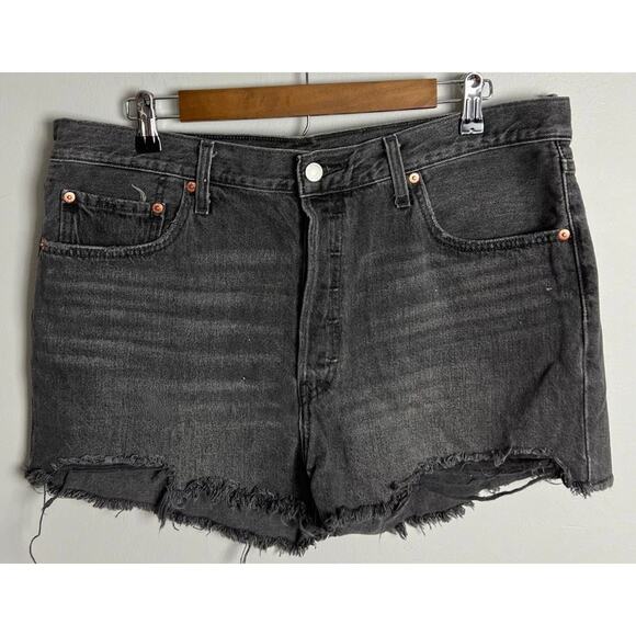Levi’s Premium 501 Button Fly Denim Cutoff Shorts Black Gray W34 Raw Hem Women’s - Picture 1 of 9